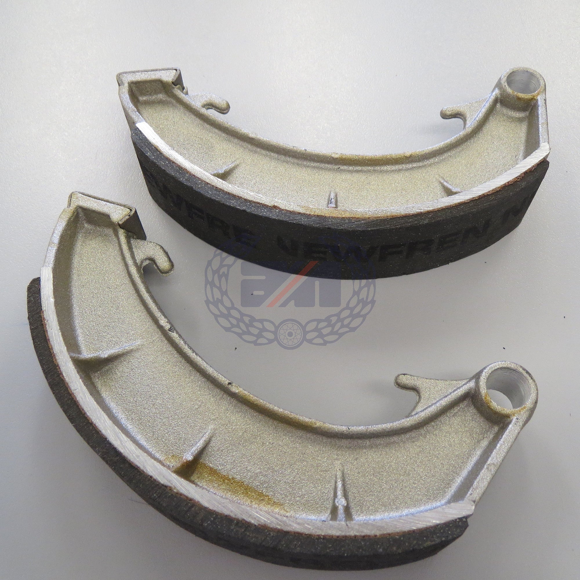 FRONT BRAKE SHOES (8" dia) (PAIR)