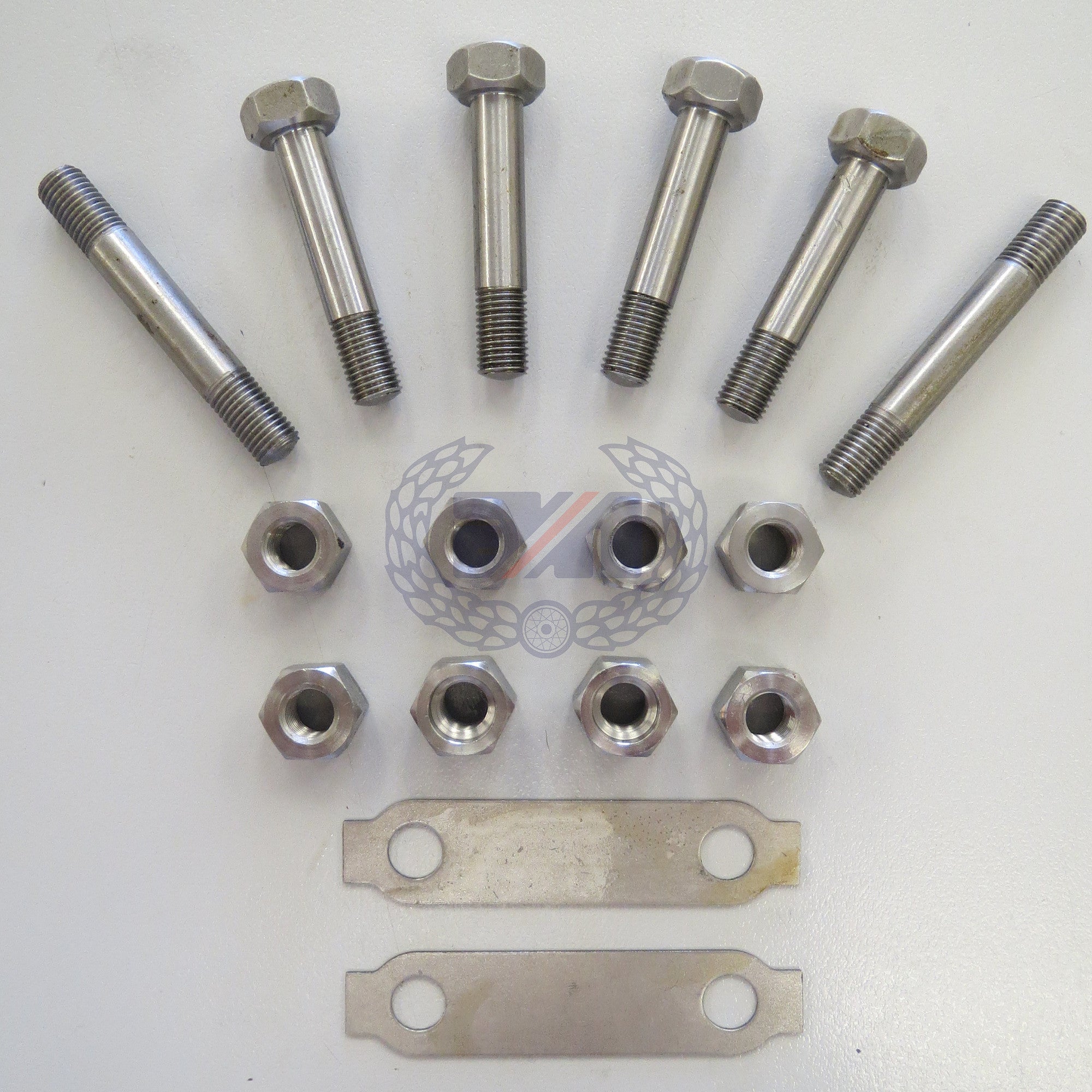 CRANKSHAFT NUT/BOLT KIT (500/600/650+750 up to end of 1971)