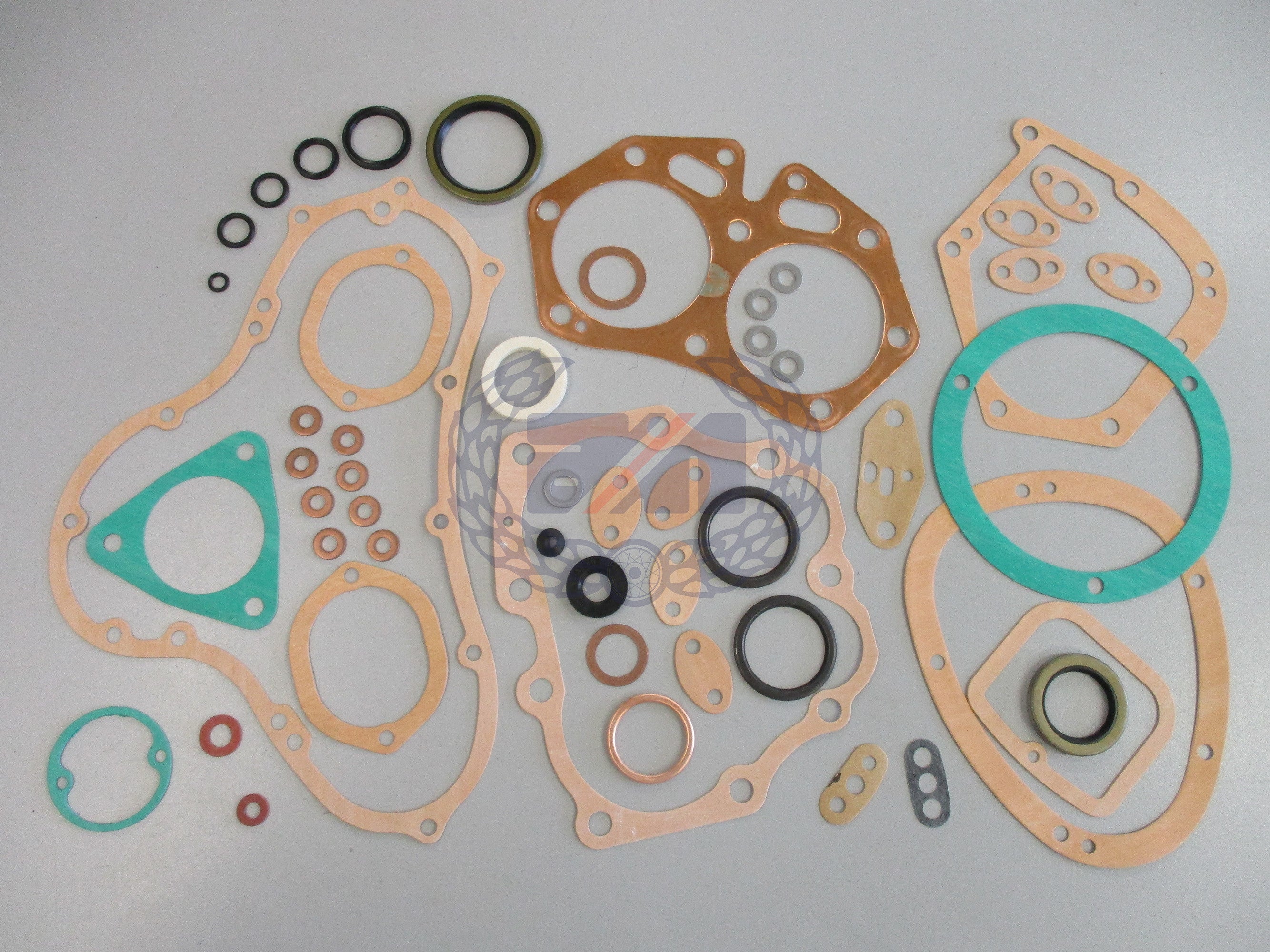 GASKET & SEAL SET (FULL) 500/600/650 with COPPER HEAD GASKET for Spigotted cylinder barrels. (the head gasket requires annealing before fitting)