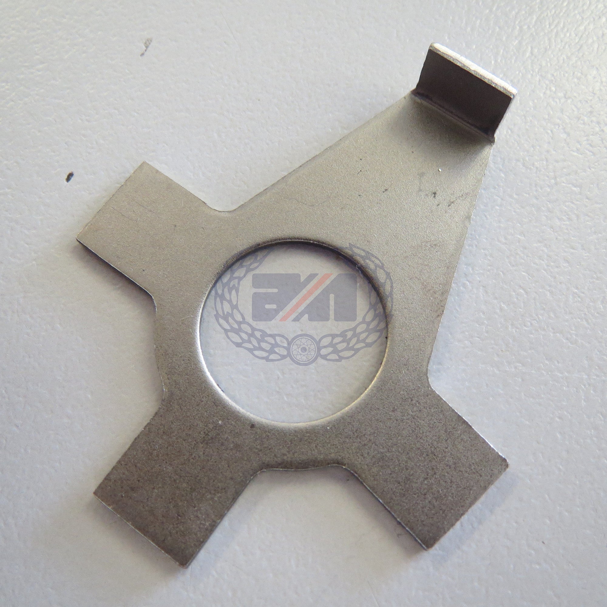 CLUTCH CENTRE TAB WASHER
