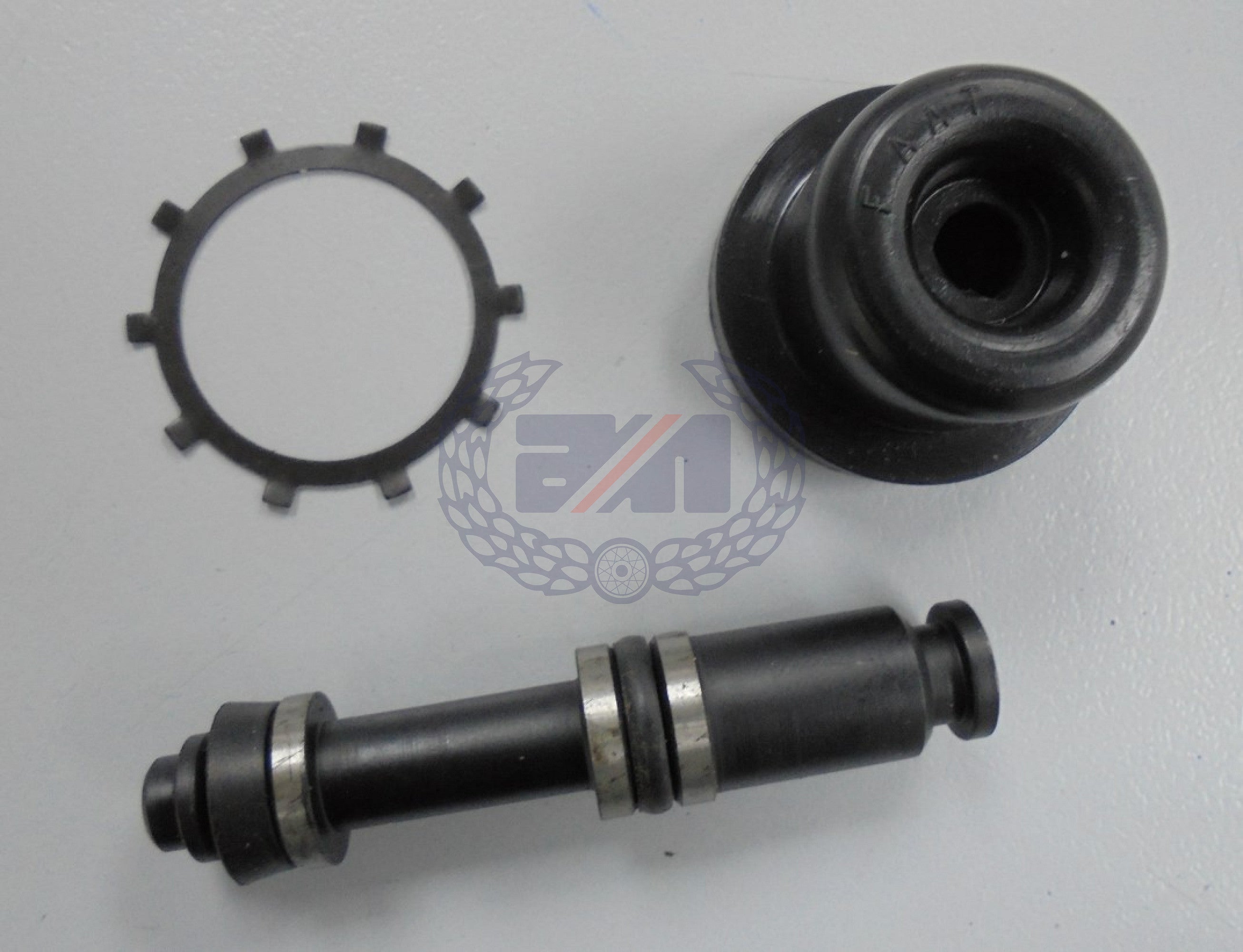 FRONT BRAKE MASTER CYLINDER KIT INCLUDING 13MM DIA. PISTON & SEALS (for AN 13mm dia. bore master cylinders and 13mm sleeved products)