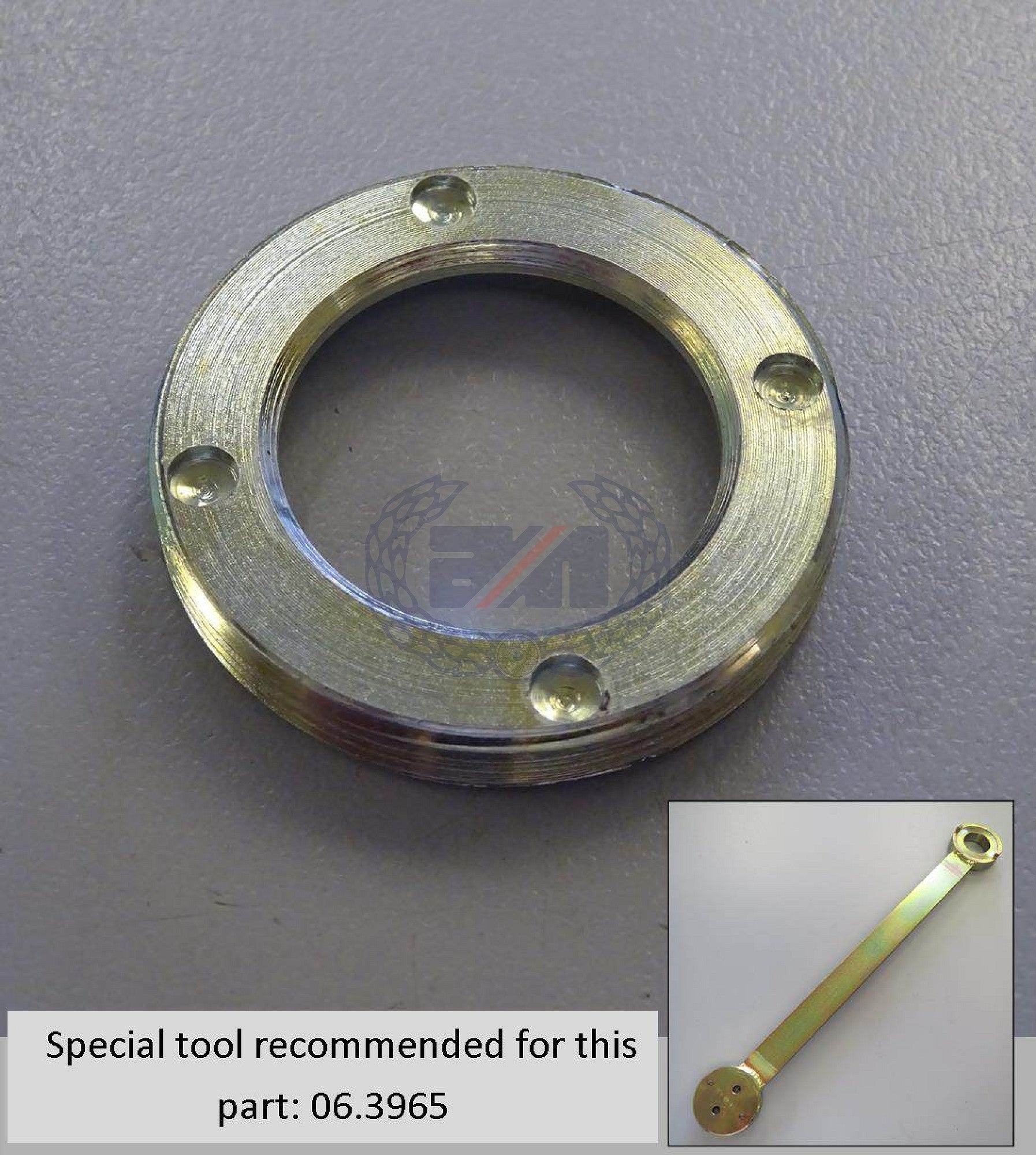 FRONT HUB LOCKRING