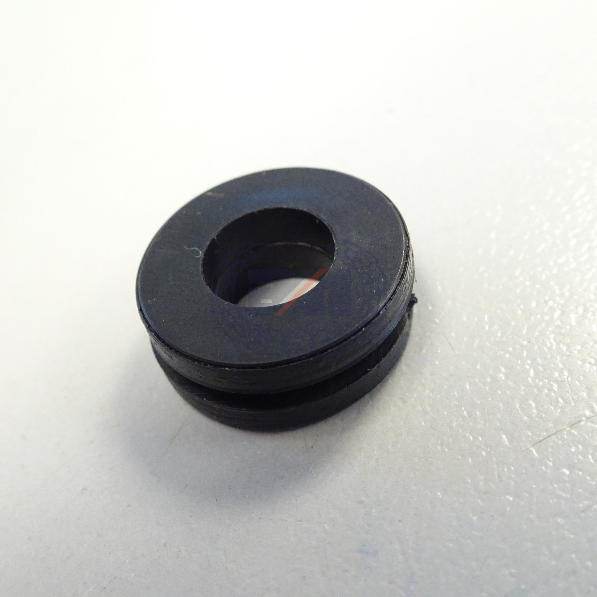 GROMMET