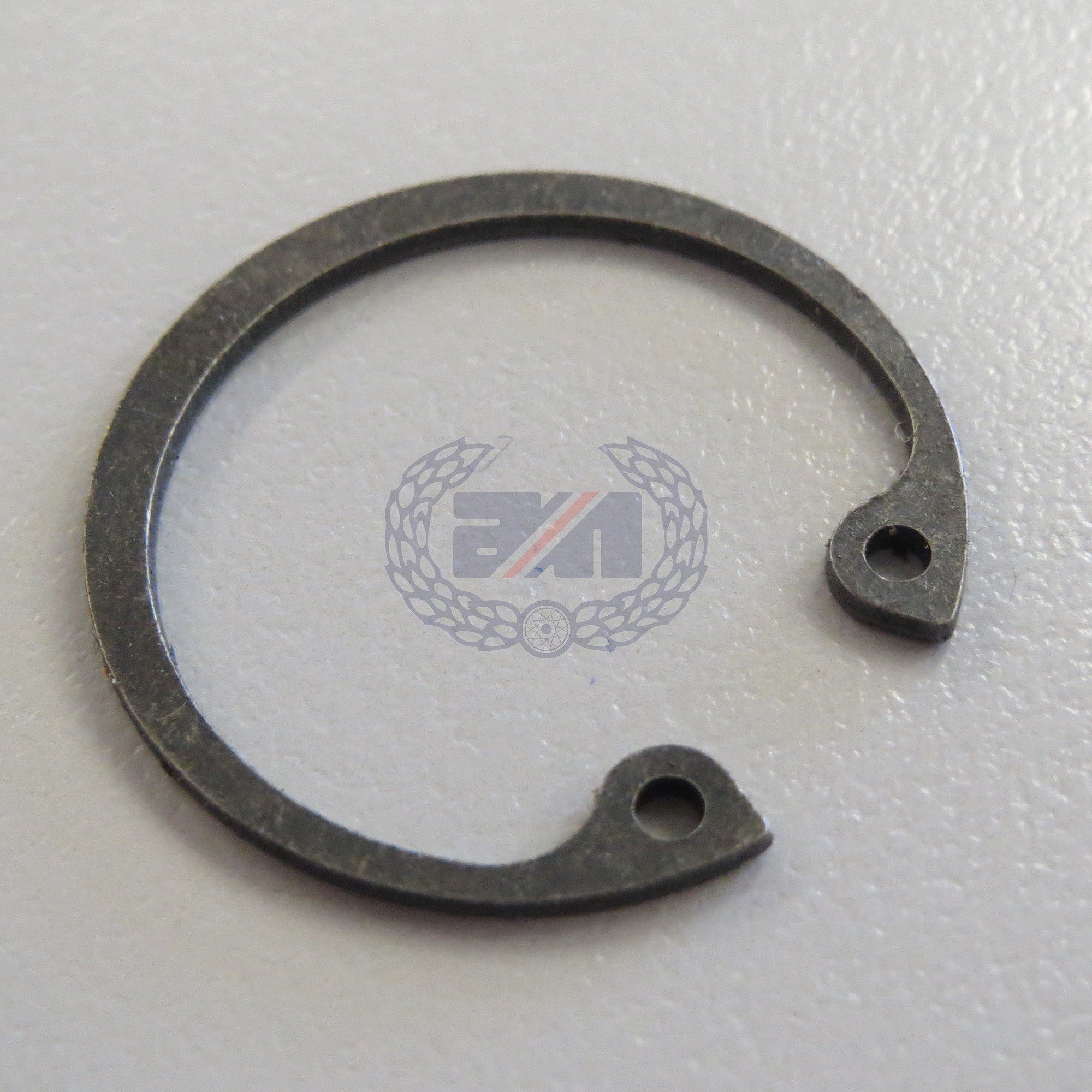 CIRCLIP - OIL SEAL RETAINING (NM 17841)