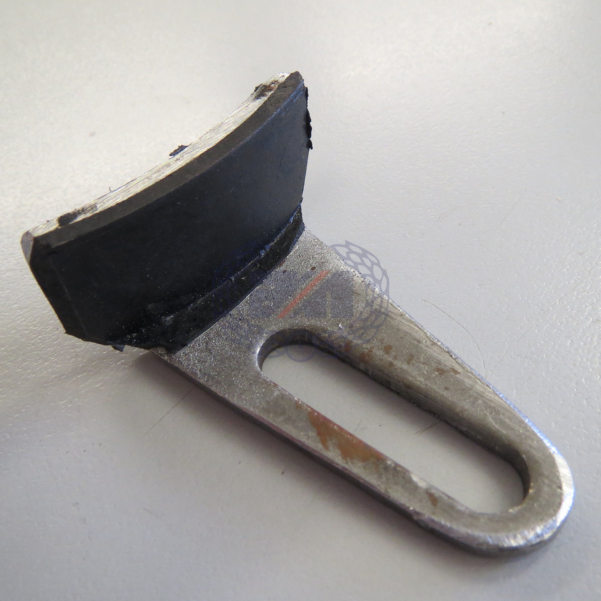 CAM CHAIN TENSIONER (RUBBER-FACED)