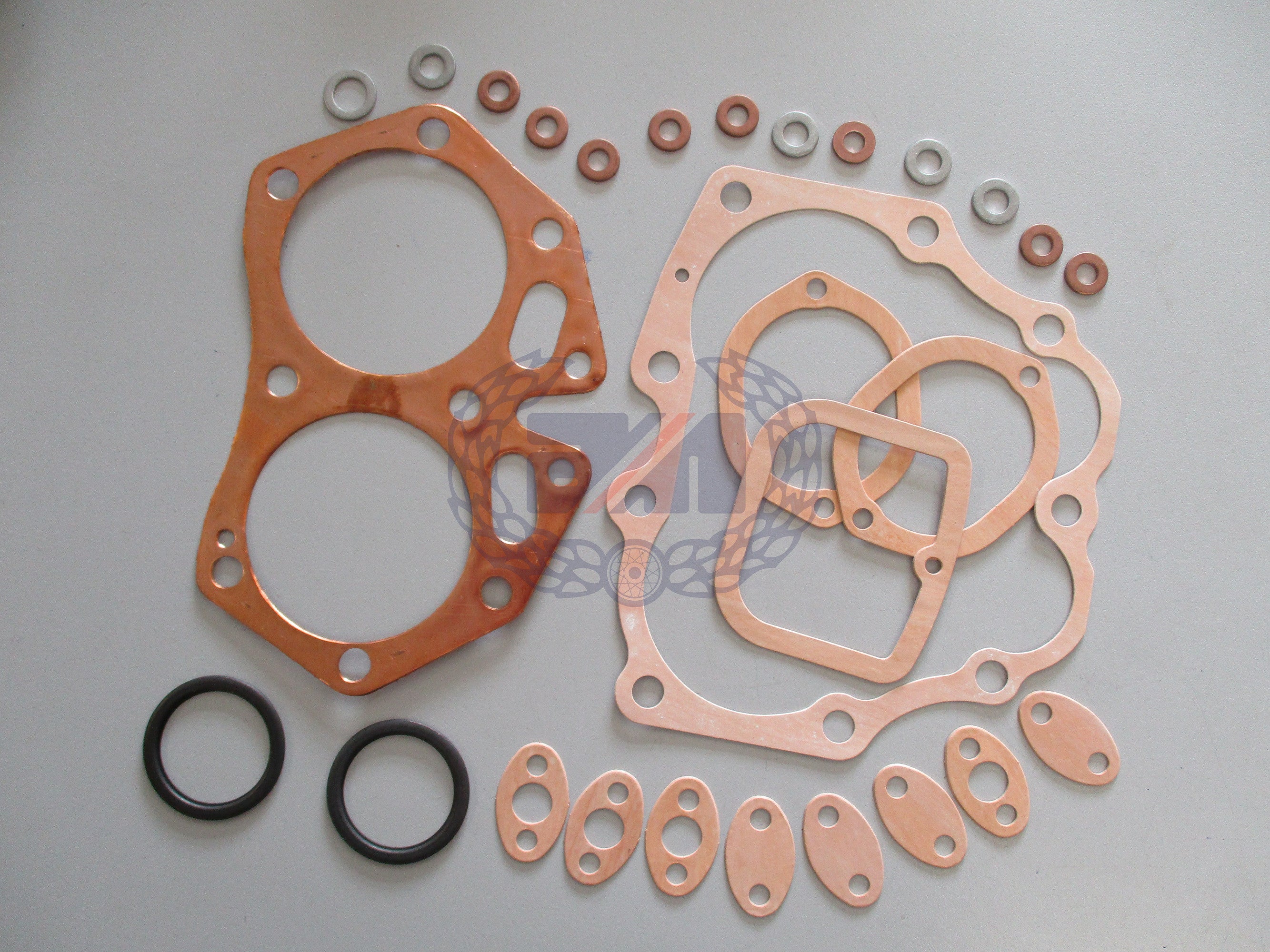 GASKET & SEAL SET (TOP END)  500/600/650 with COPPER HEAD GASKET for Spigotted cylinder barrels.  (the head gasket requires annealing before fitting)
