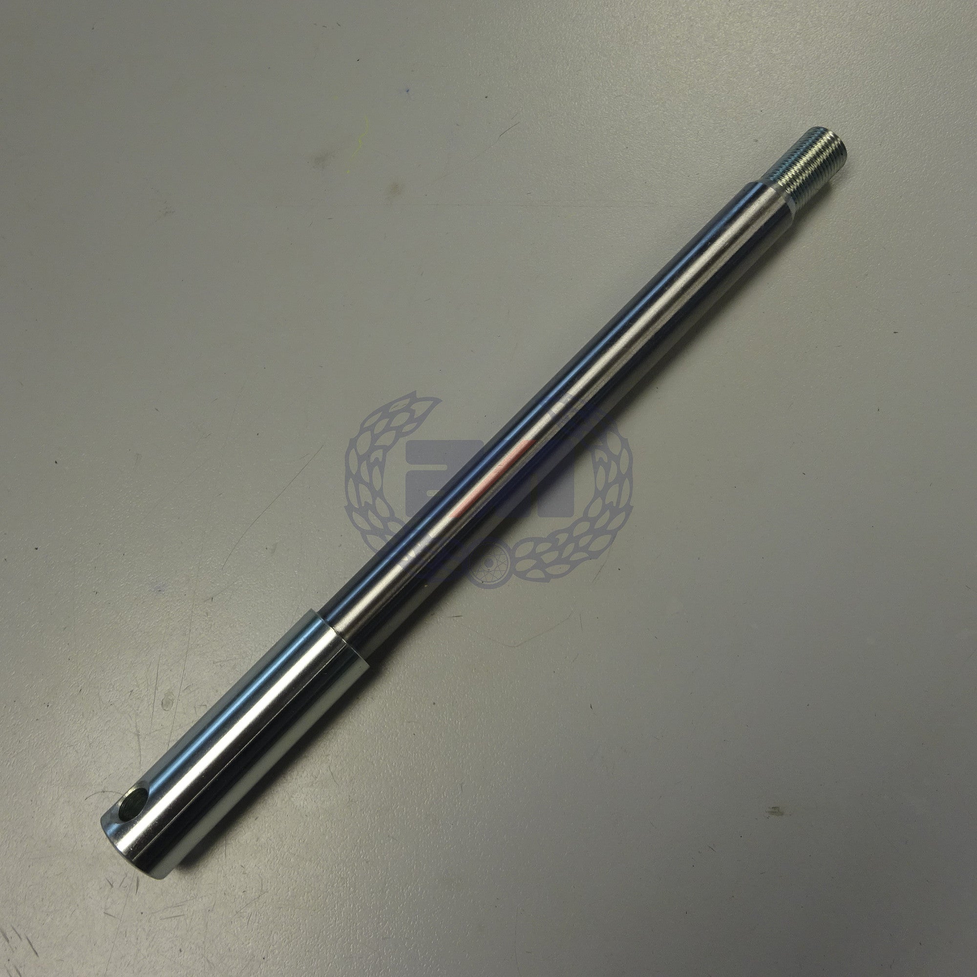FRONT WHEEL SPINDLE  for 1964 onwards Model 77 88 99 19S ES2 & 50 650ss Atlas Mercury with 7.3/8" inch fork width