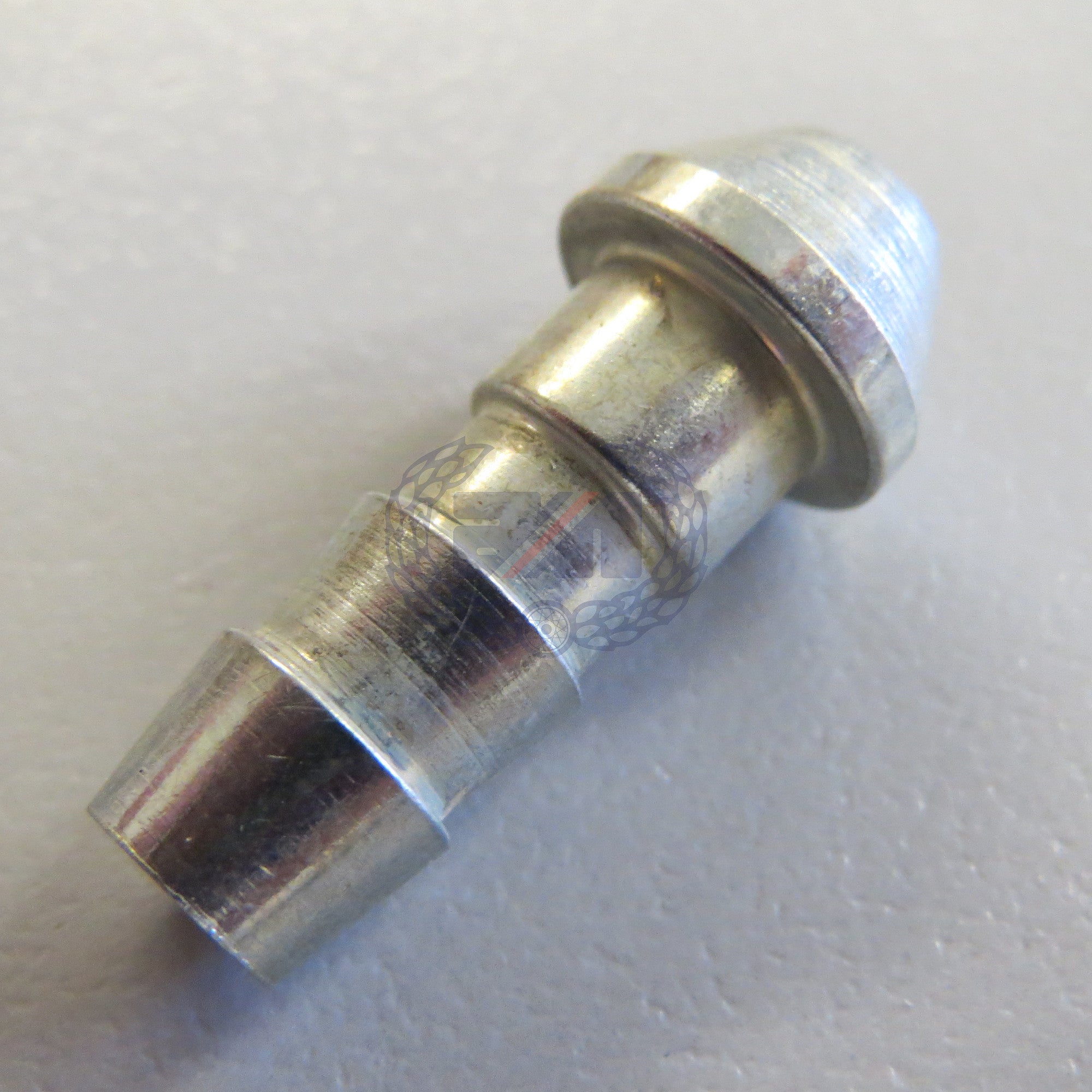 FUEL PIPE NIPPLE (NM22017) ZINC PLATED