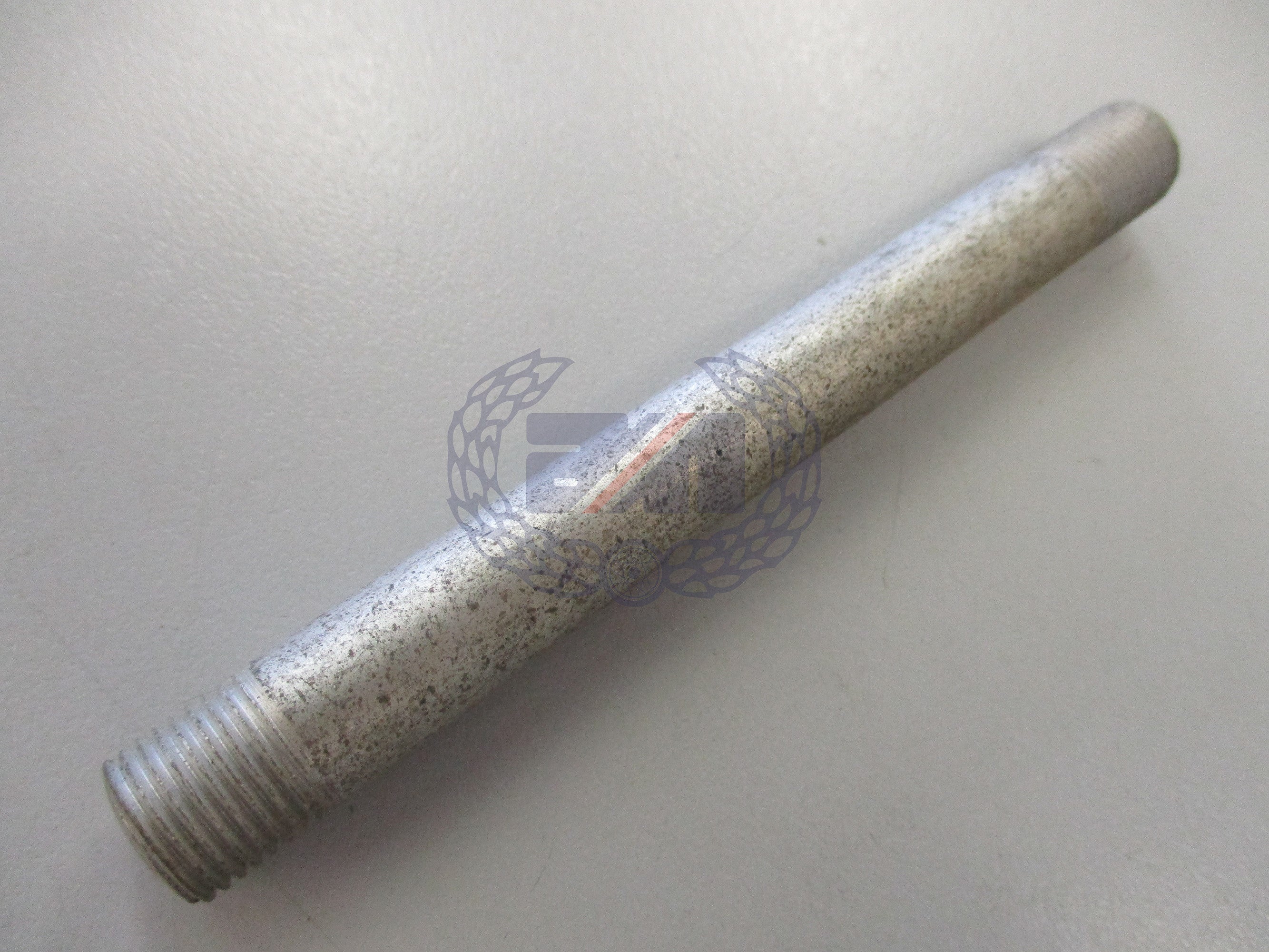 GEARBOX MOUNTING STUD  (NM16410)
