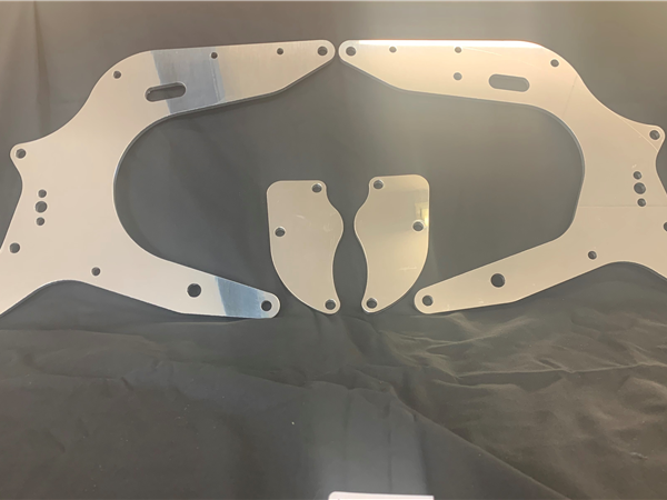 Engine Plates Dominator in Featherbed - ノートンツインエンジンプレート