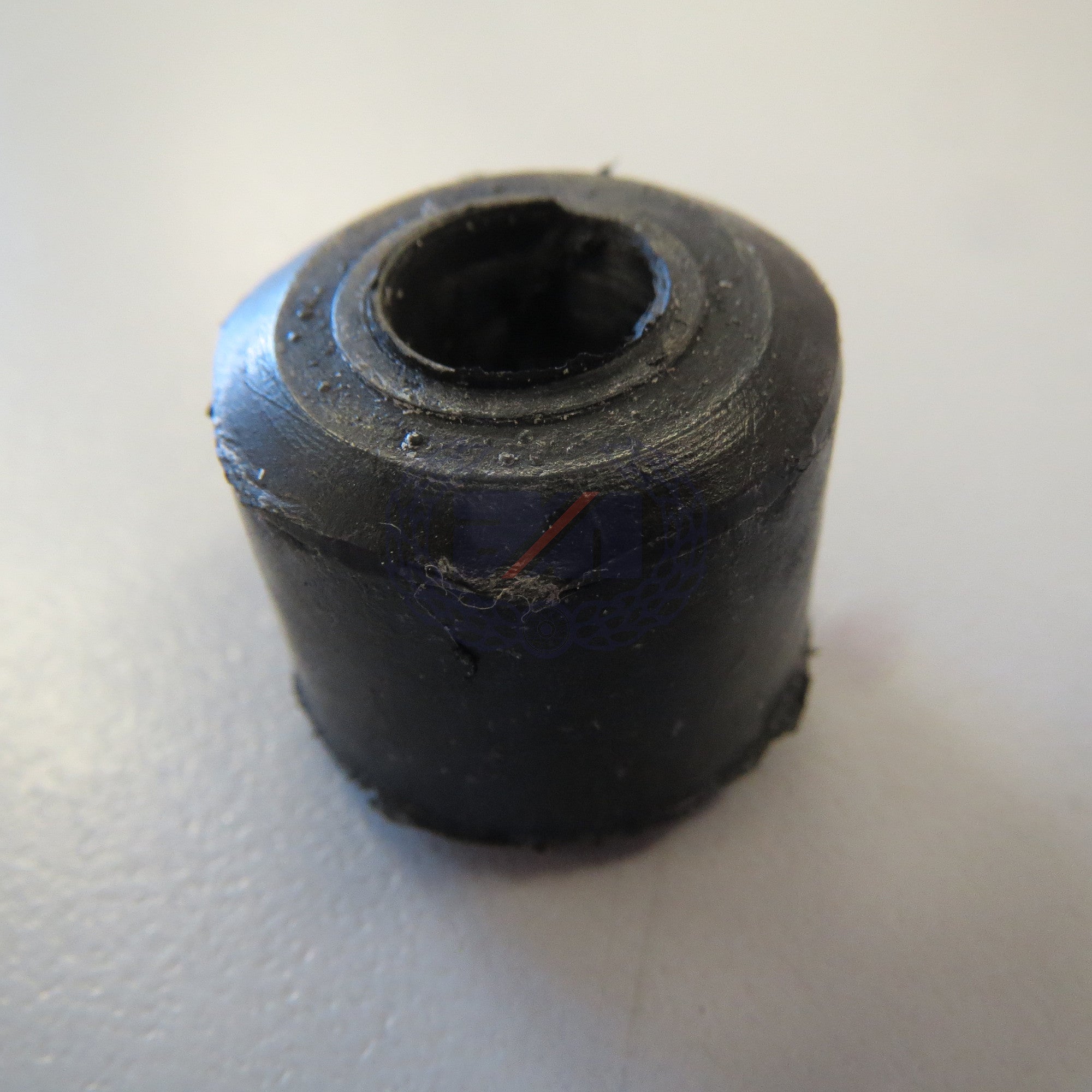 REAR SUSPENSION BUSH 3/8" GIRLING