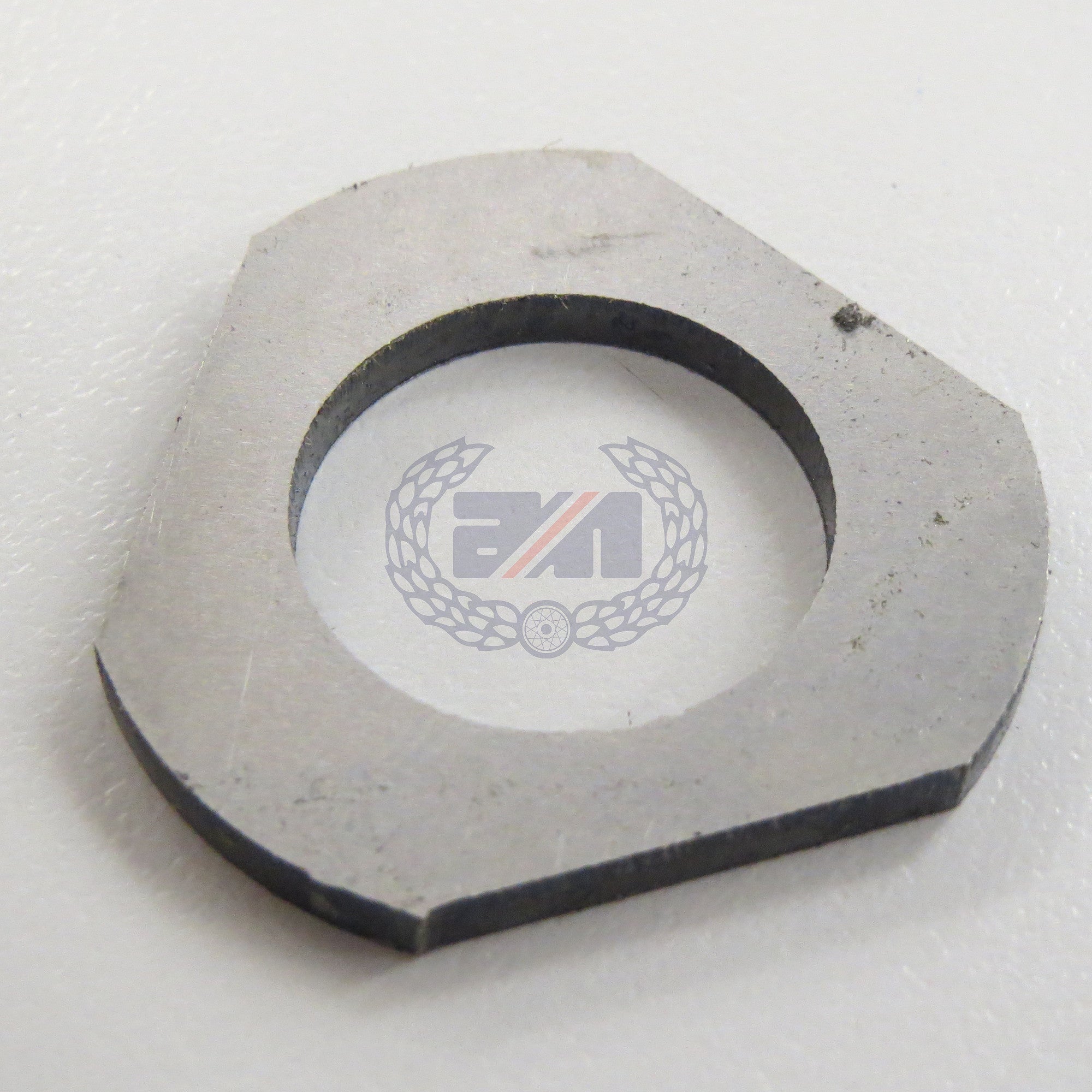 BACK PLATE - CRANKSHAFT PINION (NMT 2007)